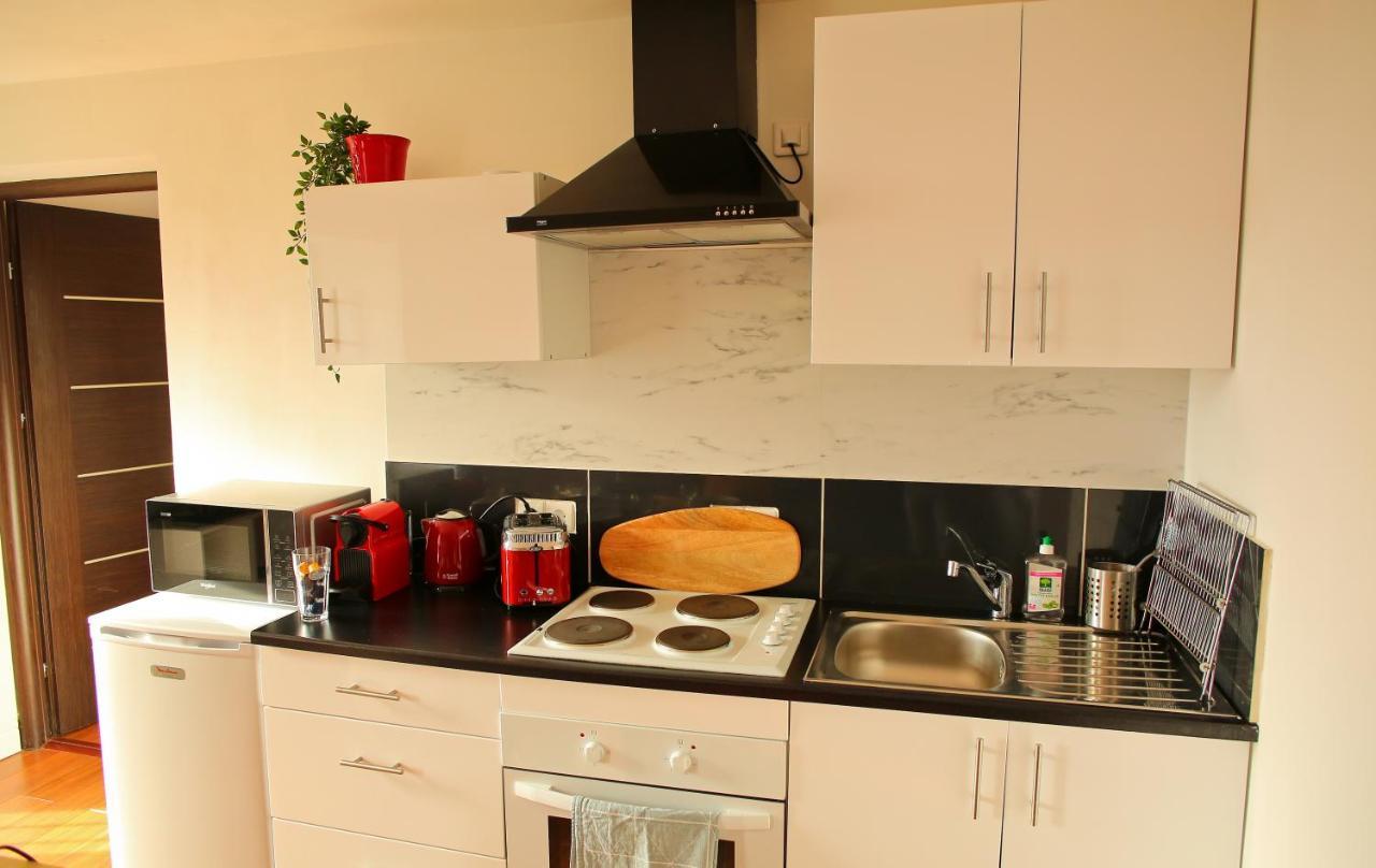 Appartement Lumineux Coeur De Station 톨롱 외부 사진